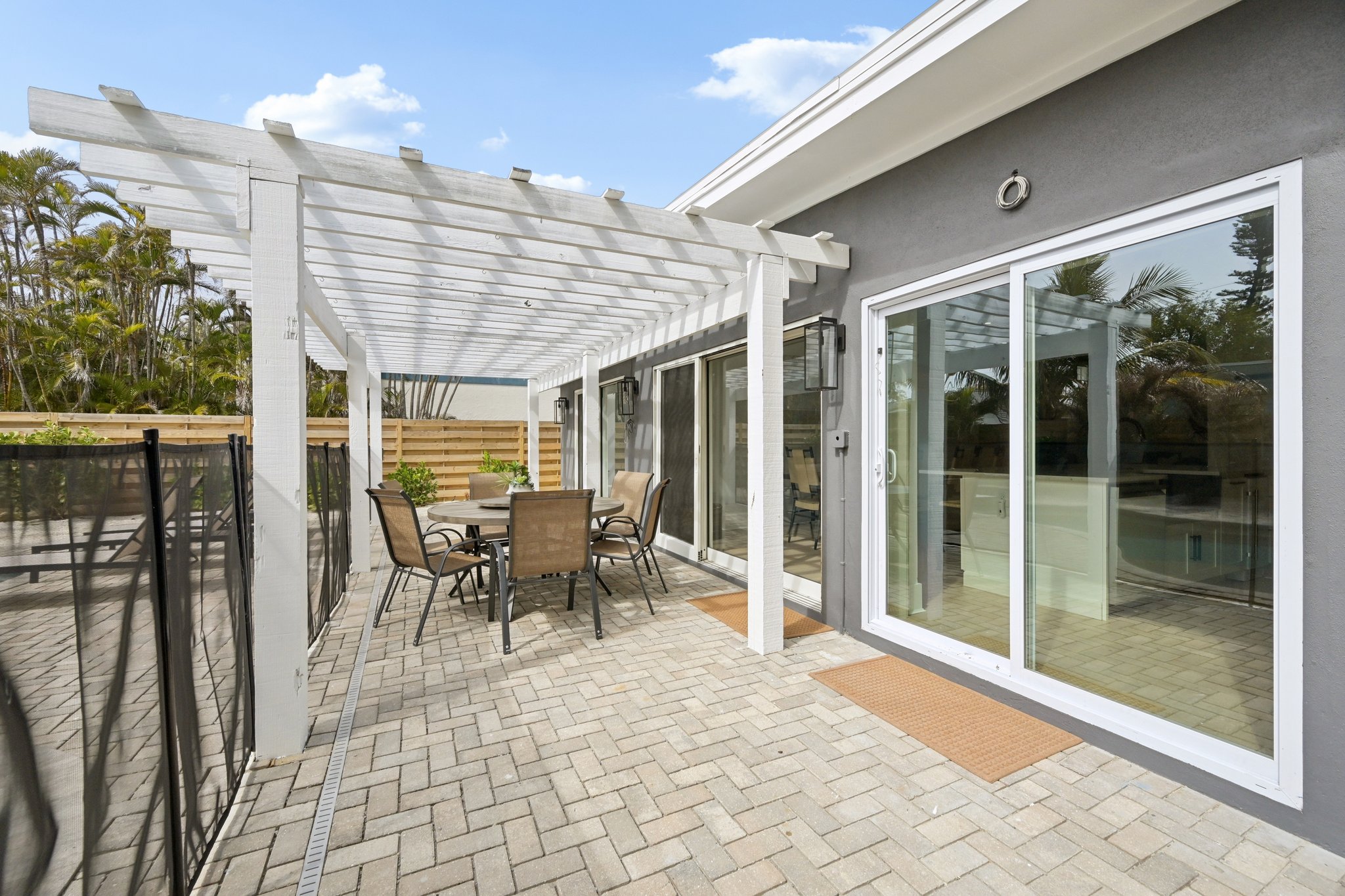 N Shore Dr-L1302-040.jpg