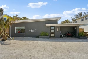 N Shore Dr-L1302-001.jpg