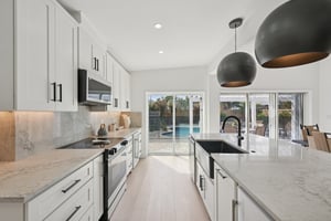 N Shore Dr-L1302-013.jpg