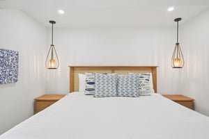 N Shore Dr-L1302-021.jpg