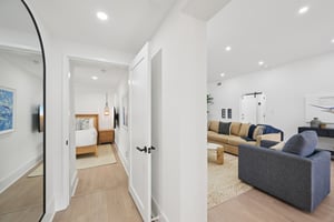 N Shore Dr-L1302-027.jpg