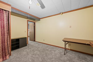  Photo 32