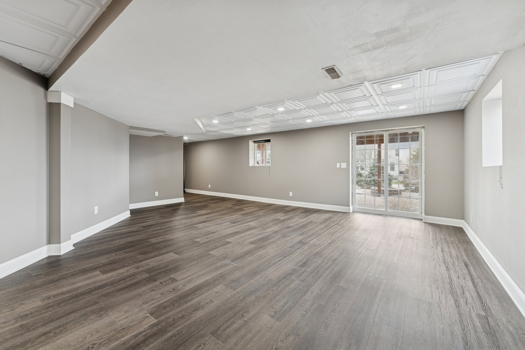 Somerby Cir-L2302-055.jpg