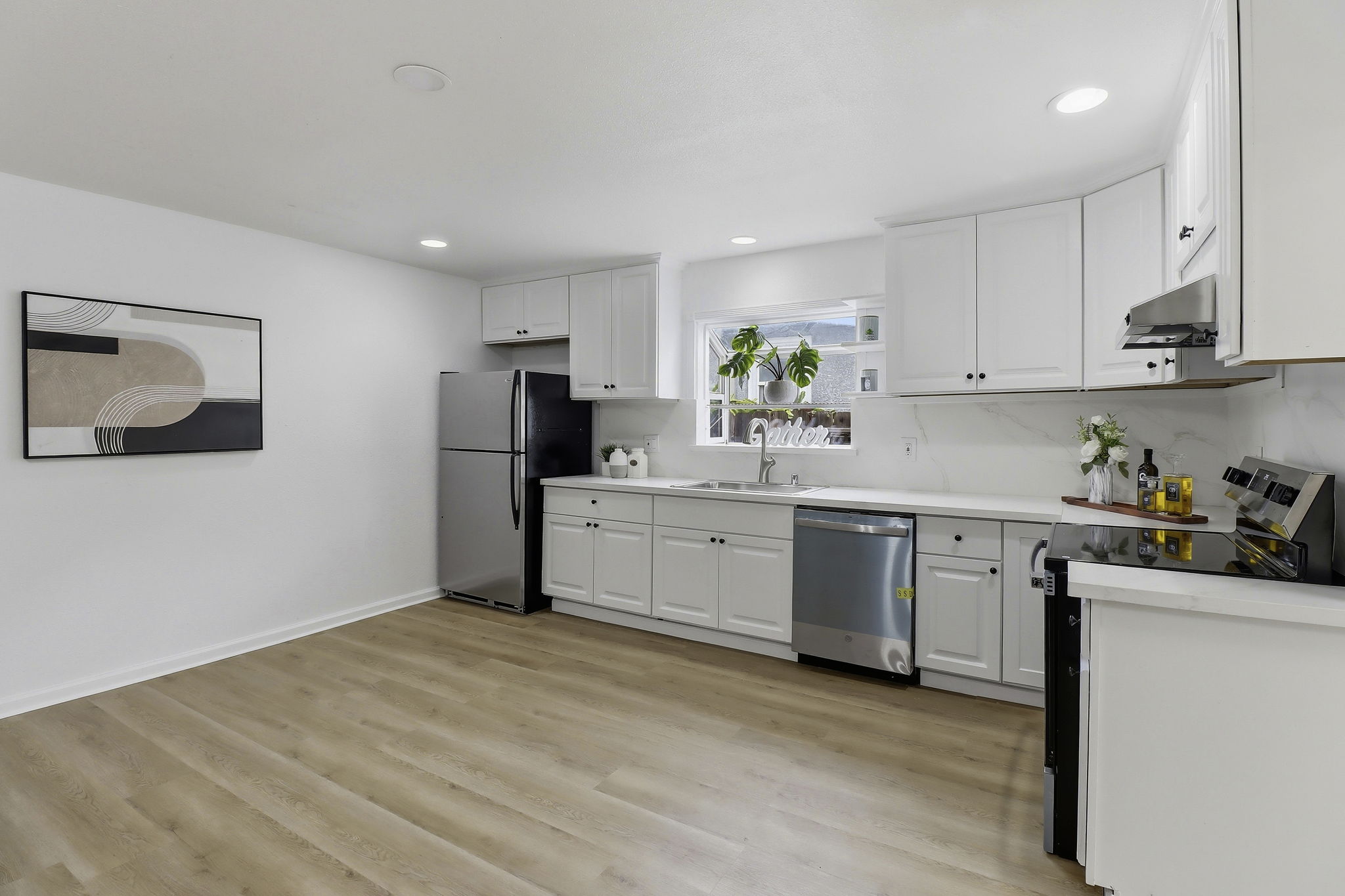 014_F8_866 Sylvandale Ave