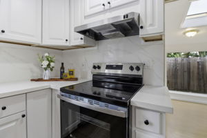 010_F8_866 Sylvandale Ave