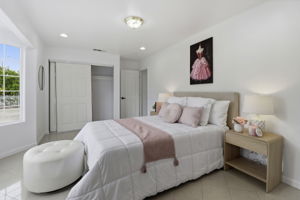 025_F8_866 Sylvandale Ave