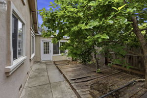 040_F8_866 Sylvandale Ave