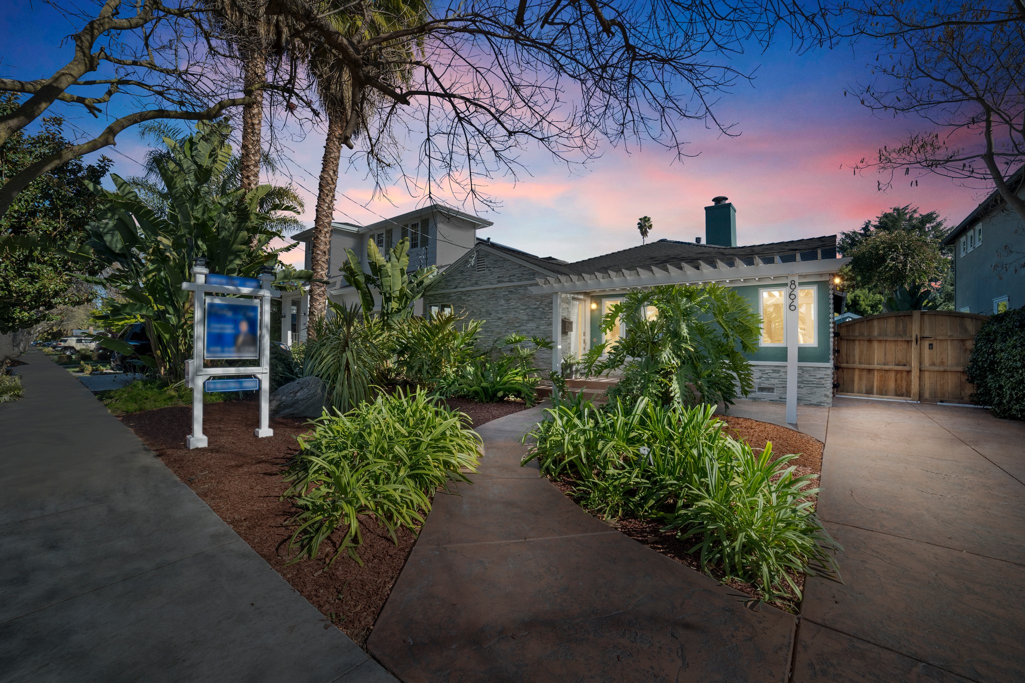 866 Willow Glen Way, San Jose, CA 95125, USA Photo 1