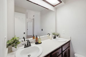  Photo 30