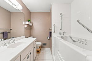  Photo 44