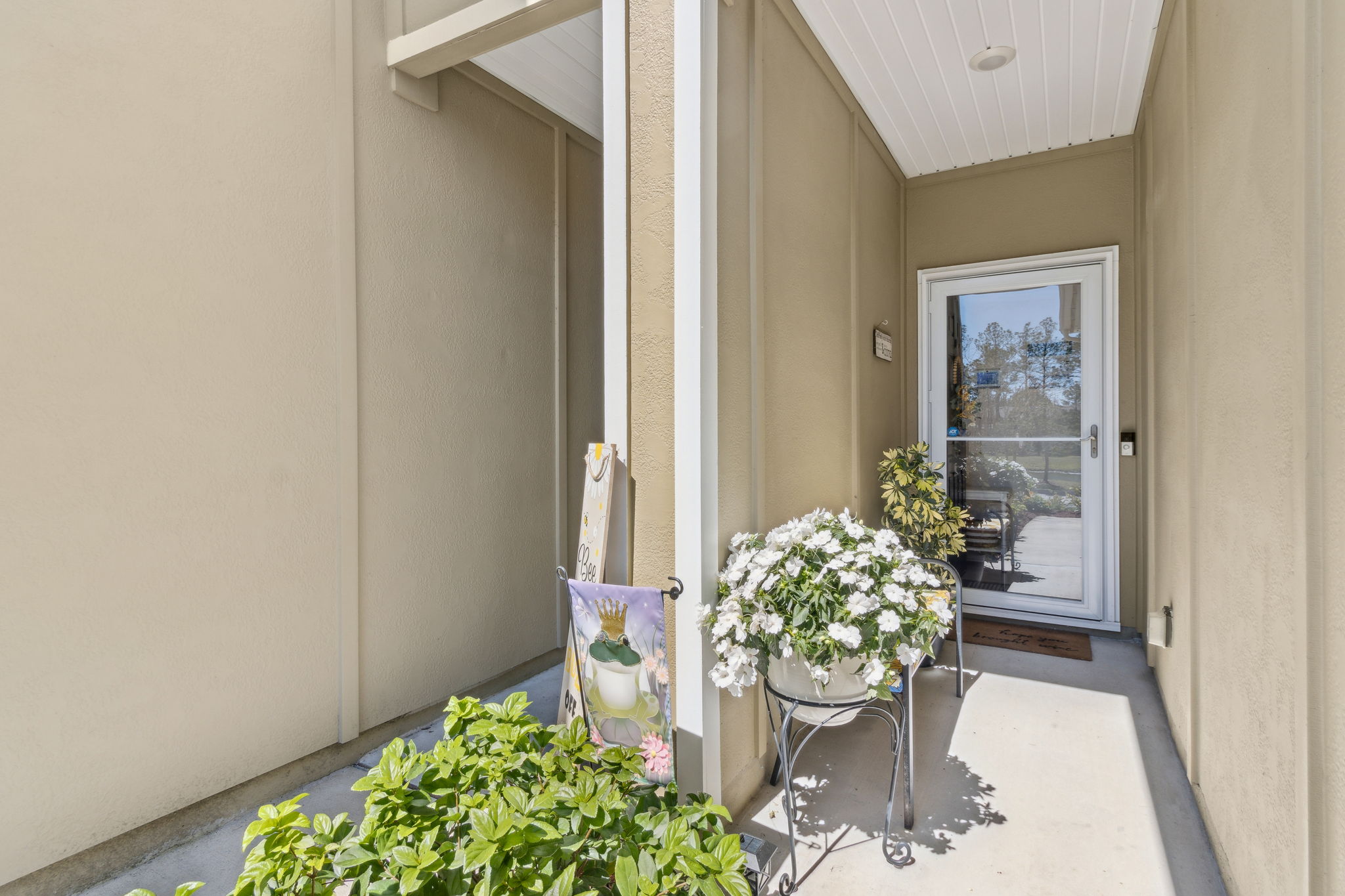 Front Entry Detail