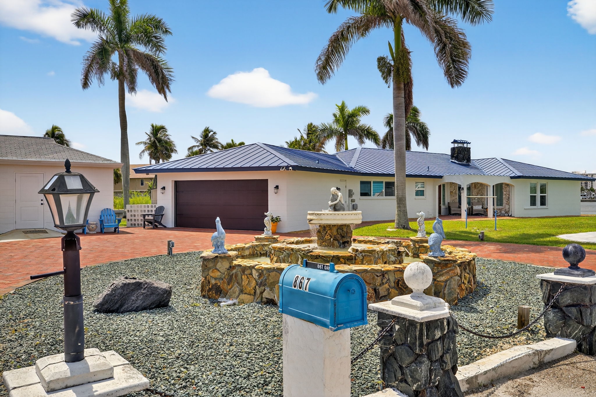 Front Exterior 1 of 4