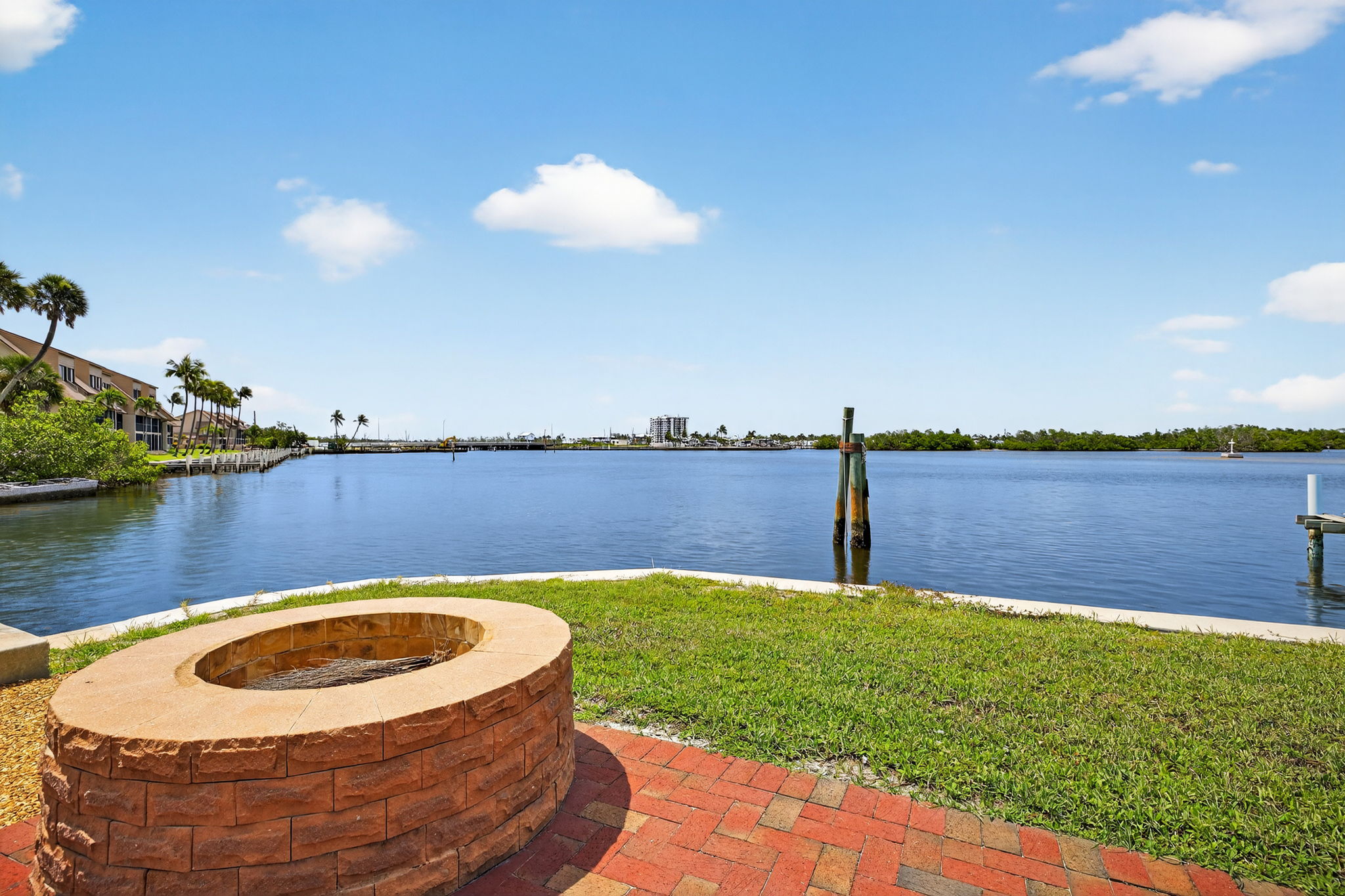 Rear Exterior 2 of 2