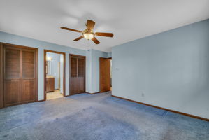  Photo 44