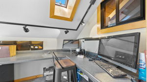  Photo 45