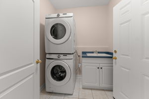  Photo 35