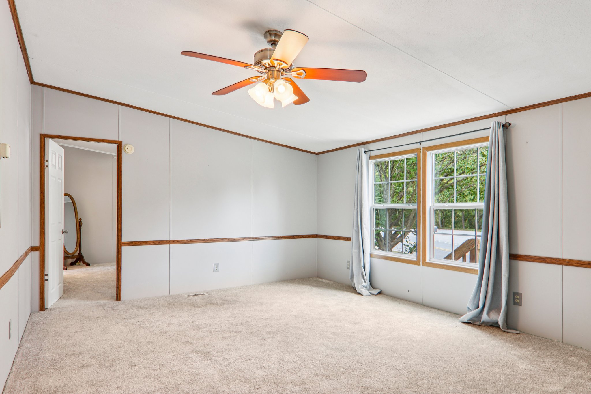 Hutch Mountain Rd-S0710-027.jpg