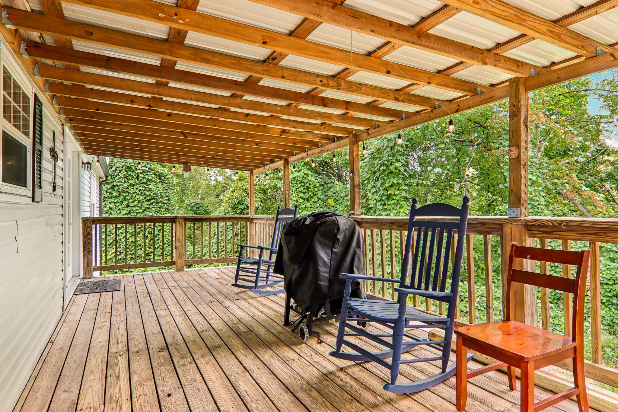 Hutch Mountain Rd-S0710-042.jpg