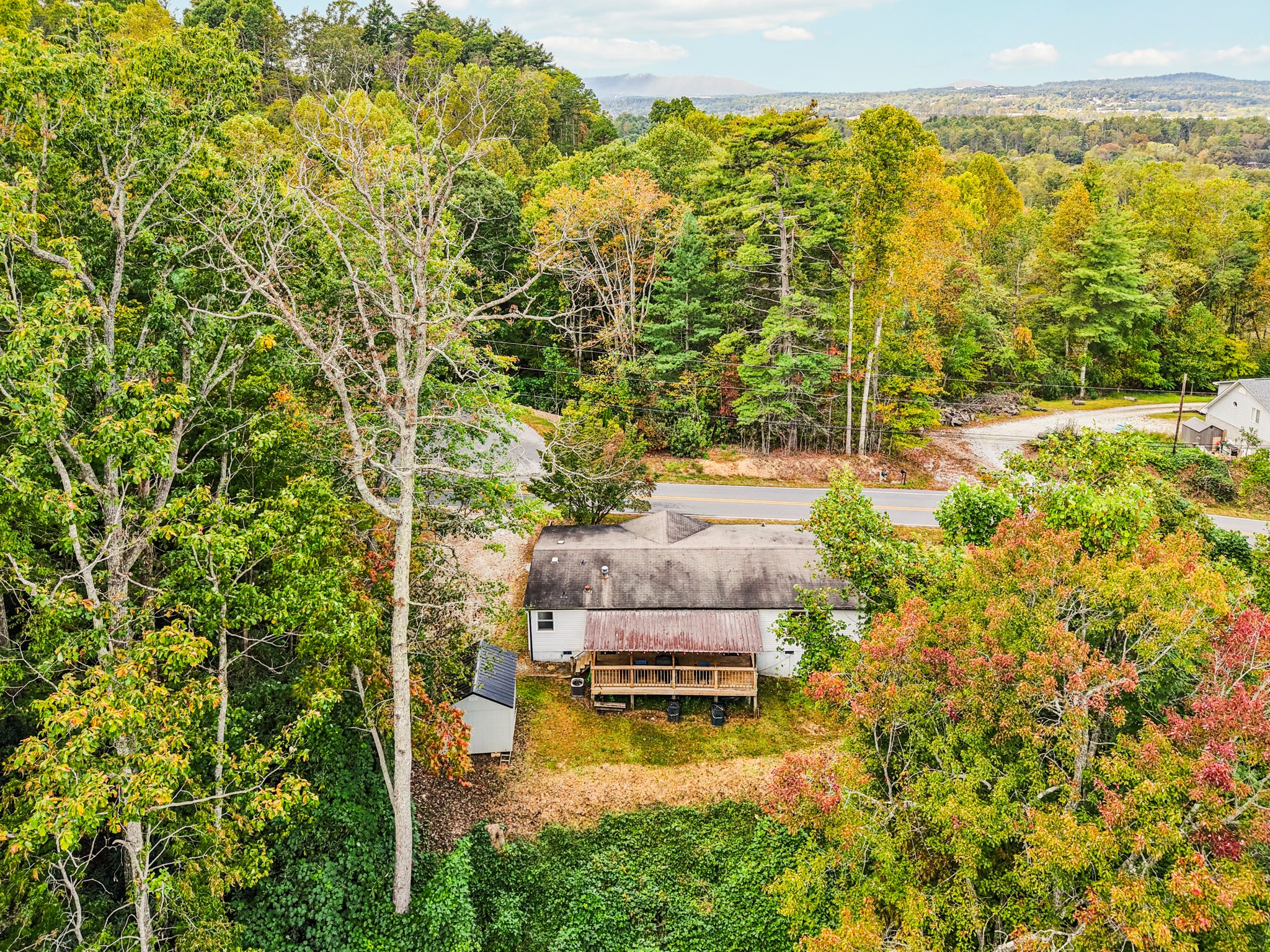 Hutch Mountain Rd-S0710-060.jpg