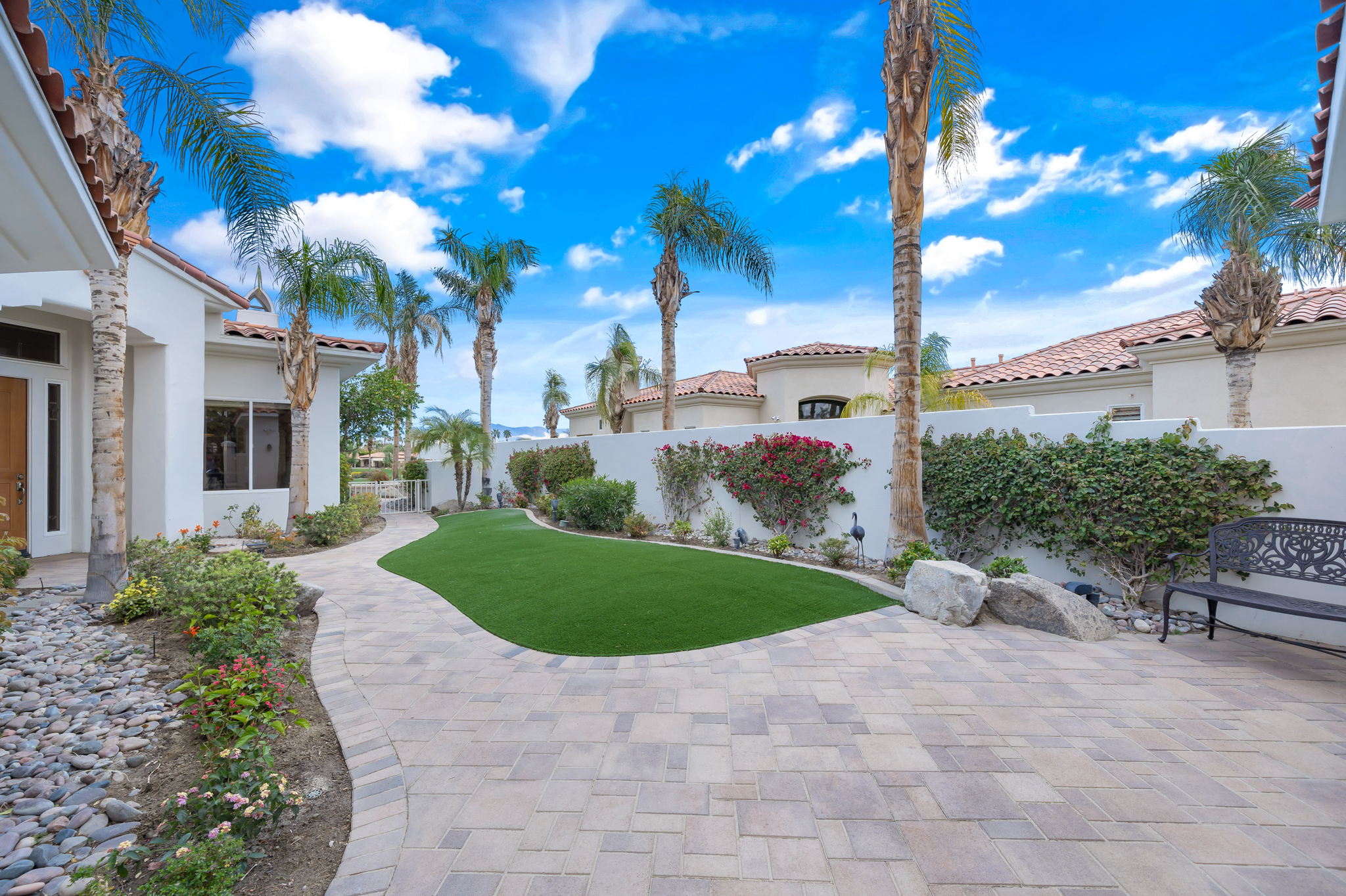 868 Mesa Grande Dr, Palm Desert, CA 92211, USA Photo 15