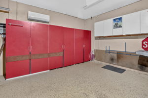  Photo 49