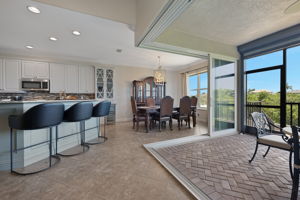 Breakfast Bar - Dining
