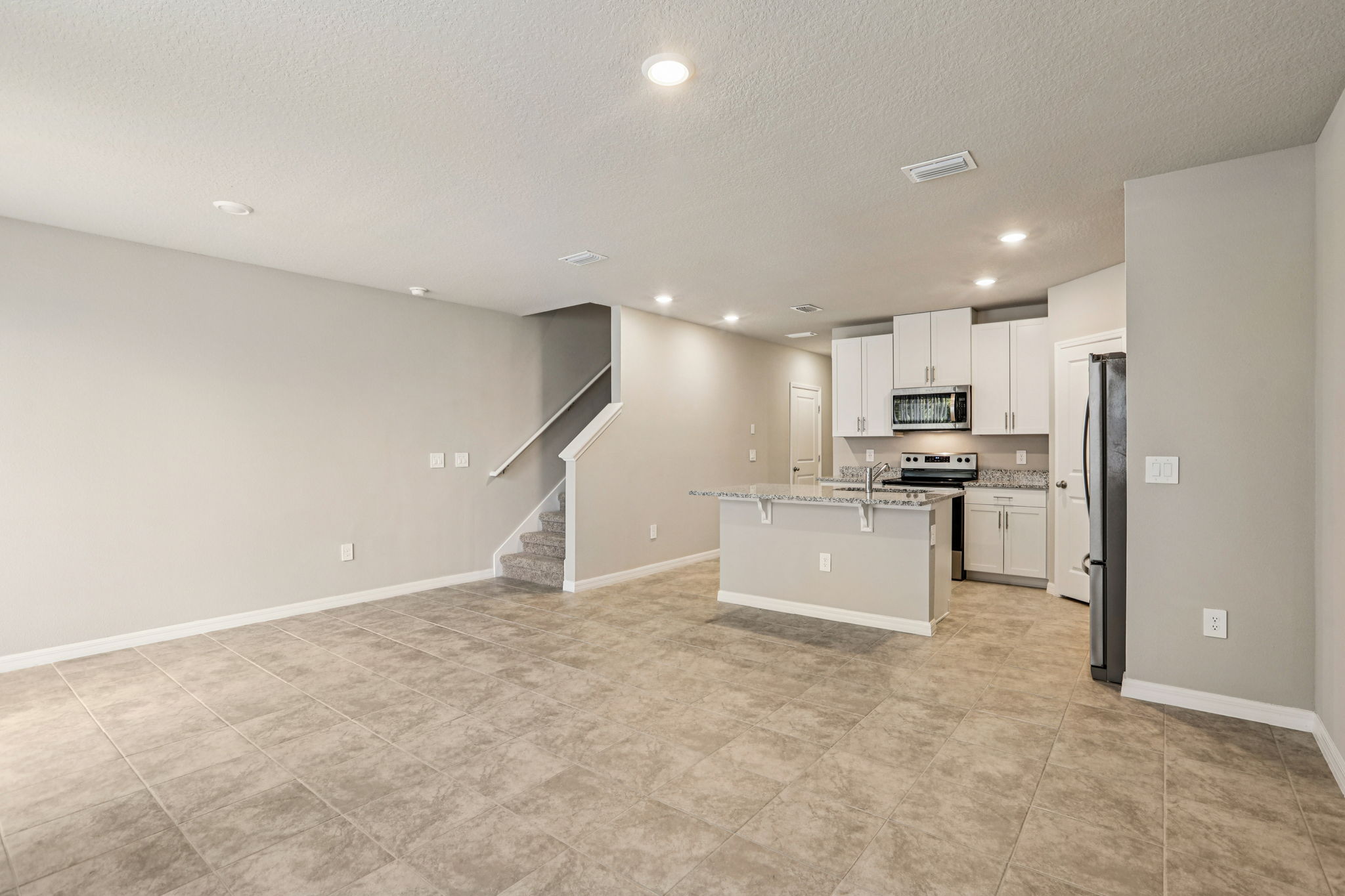 8834 Wild Pine Court-008