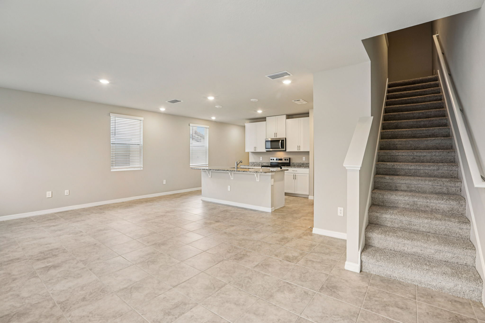 8649C Cypress Leaf Pl-005