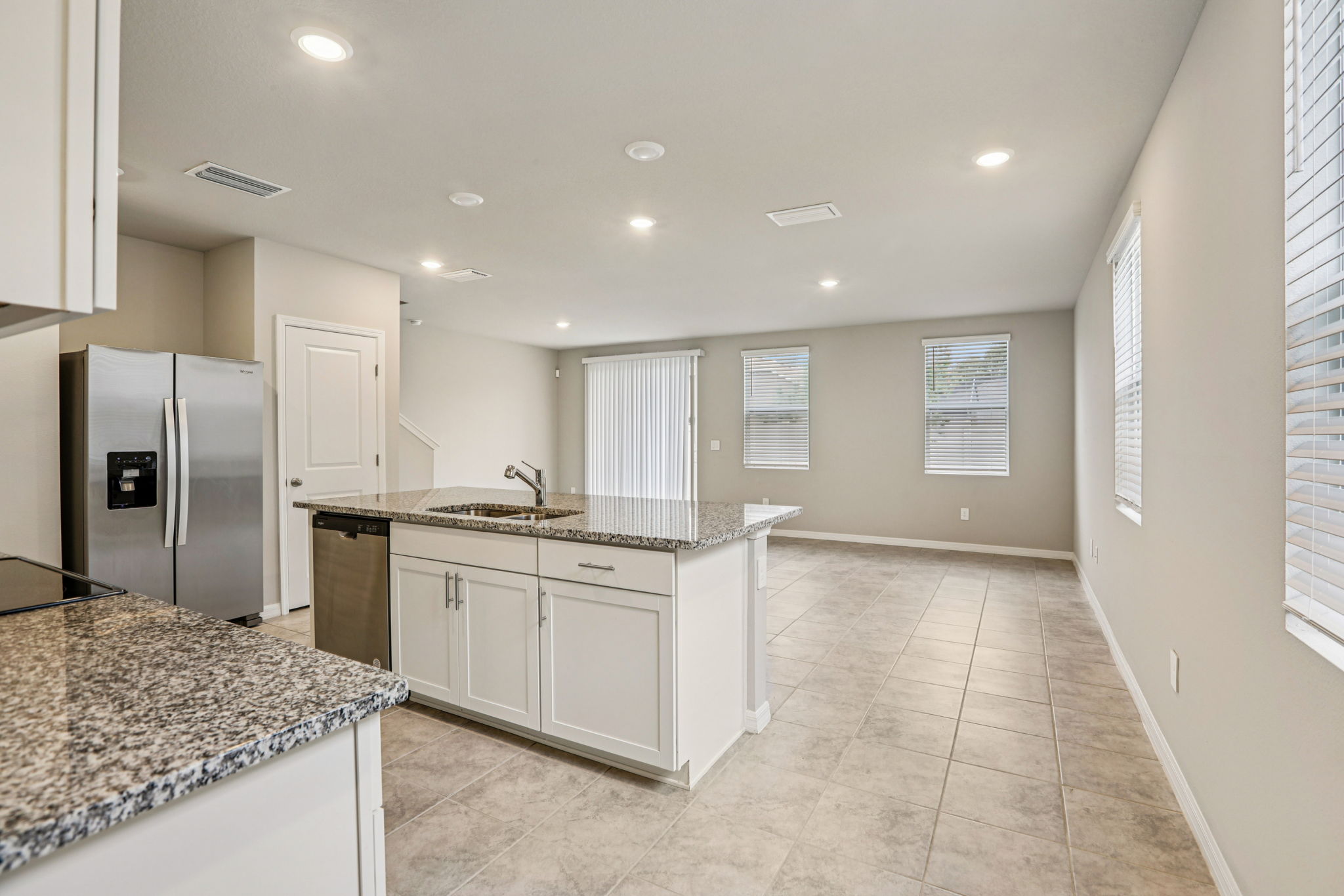 8649C Cypress Leaf Pl-008