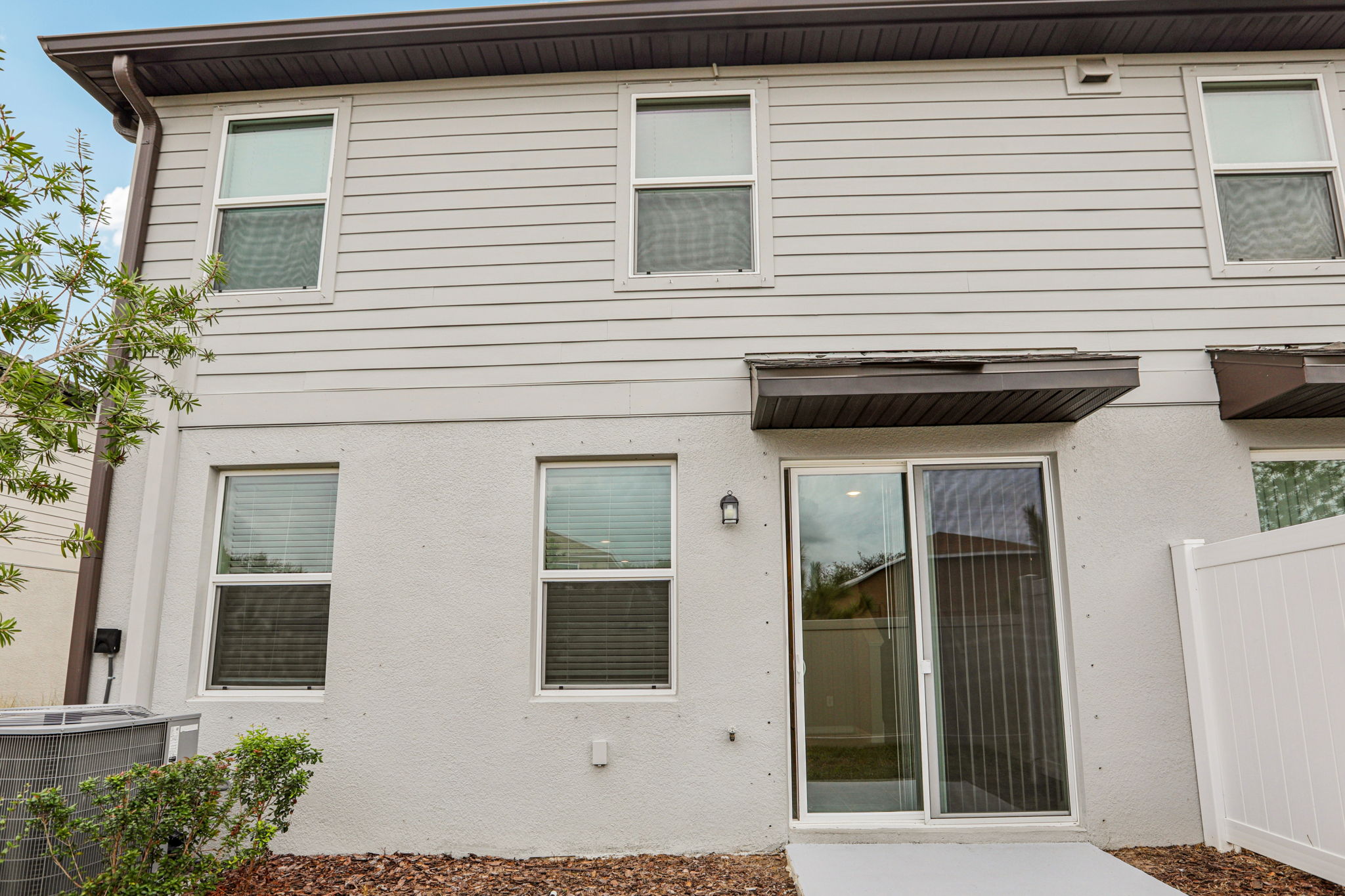 8649C Cypress Leaf Pl-029