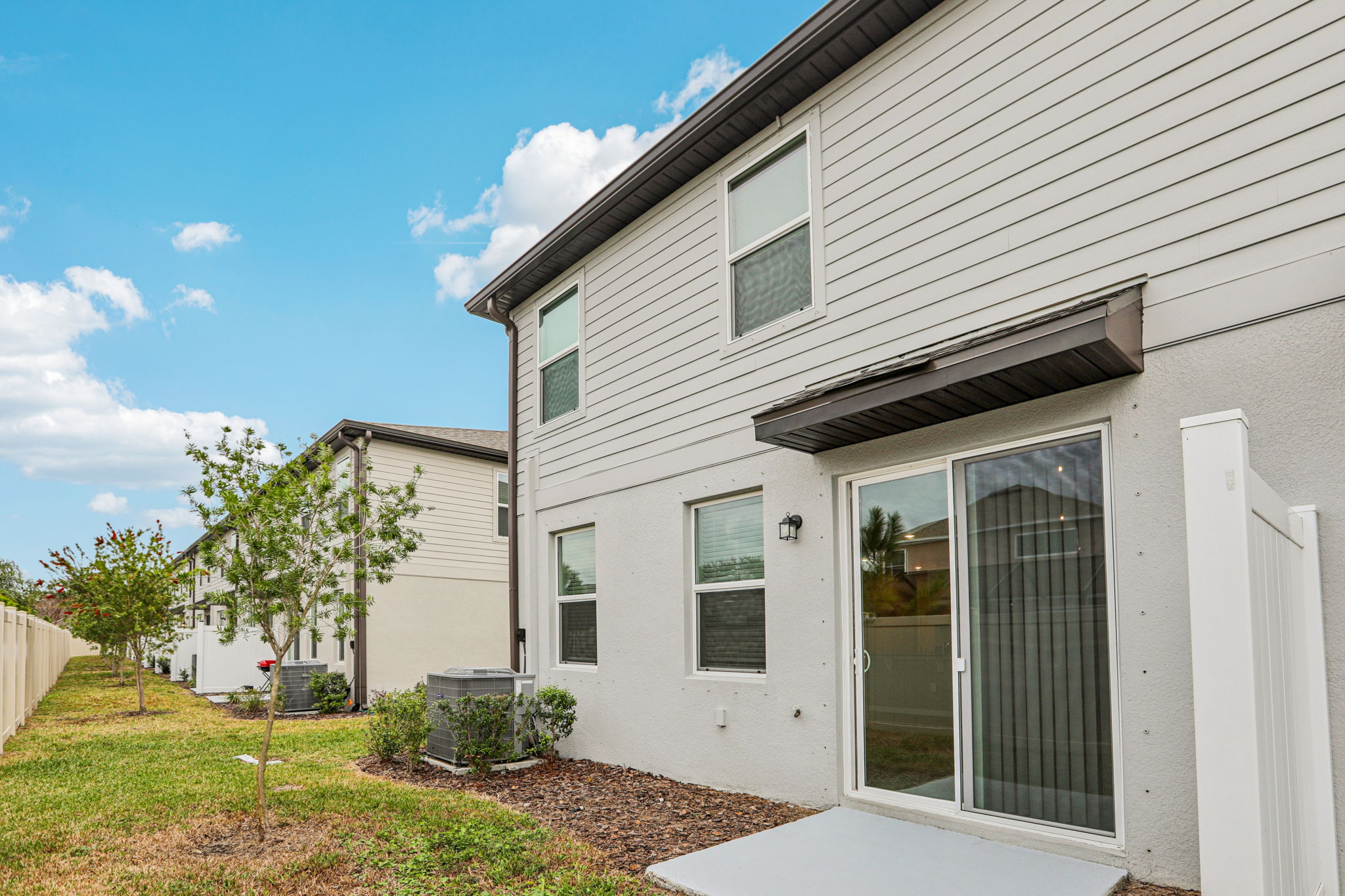 8649C Cypress Leaf Pl-030