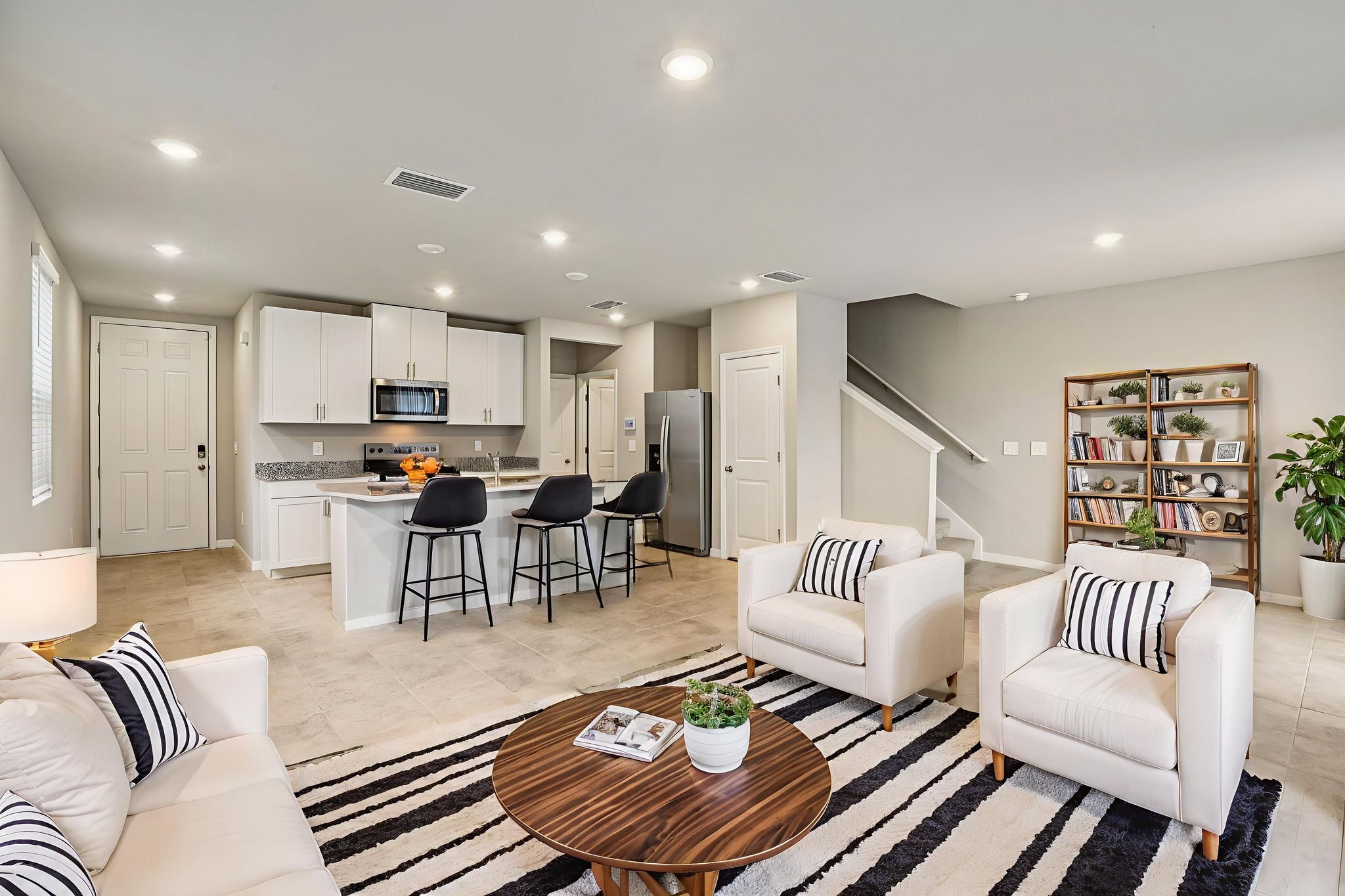 8649C Cypress Leaf Pl-006 virtually staged.jpeg