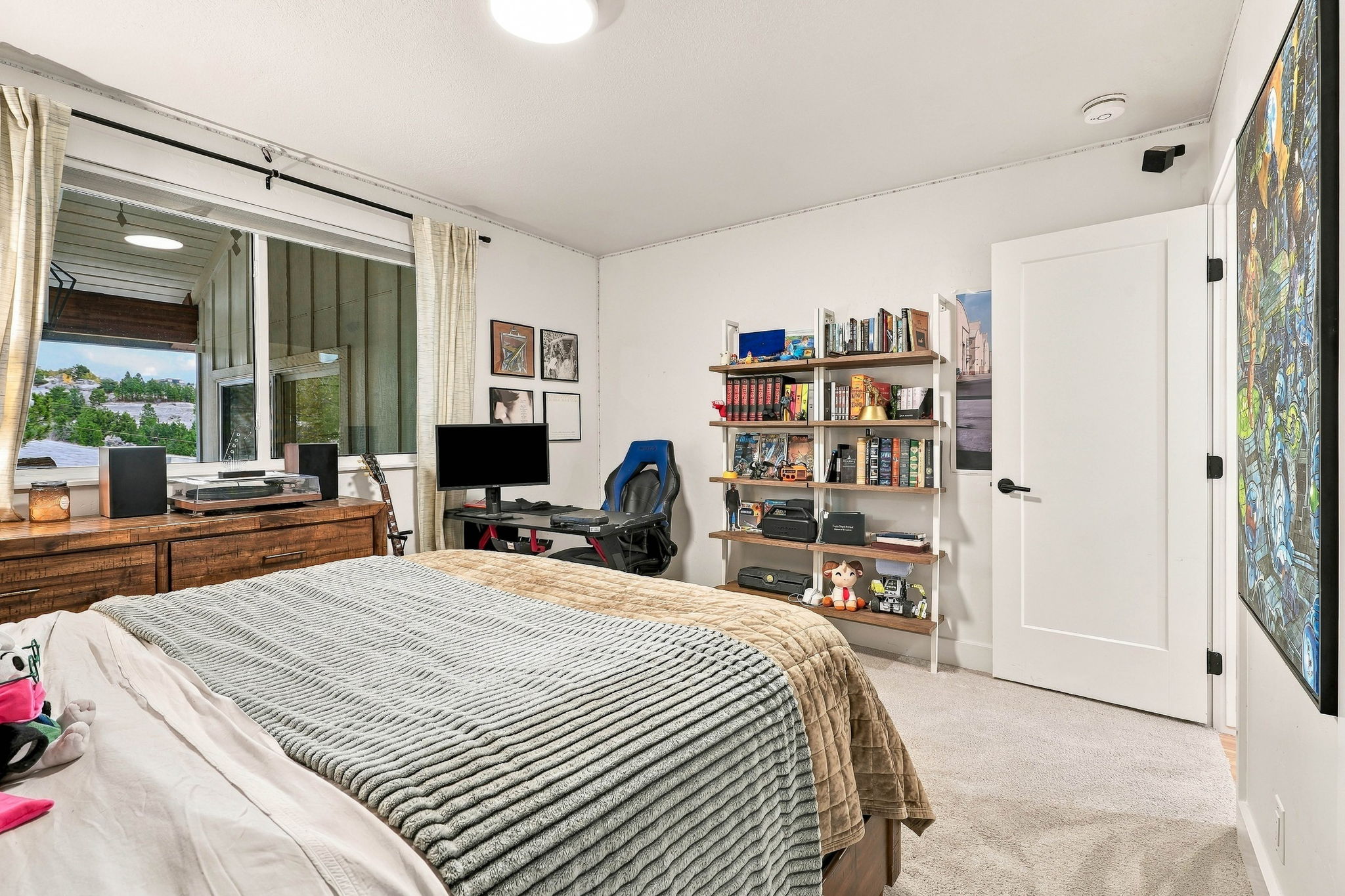  Photo 21