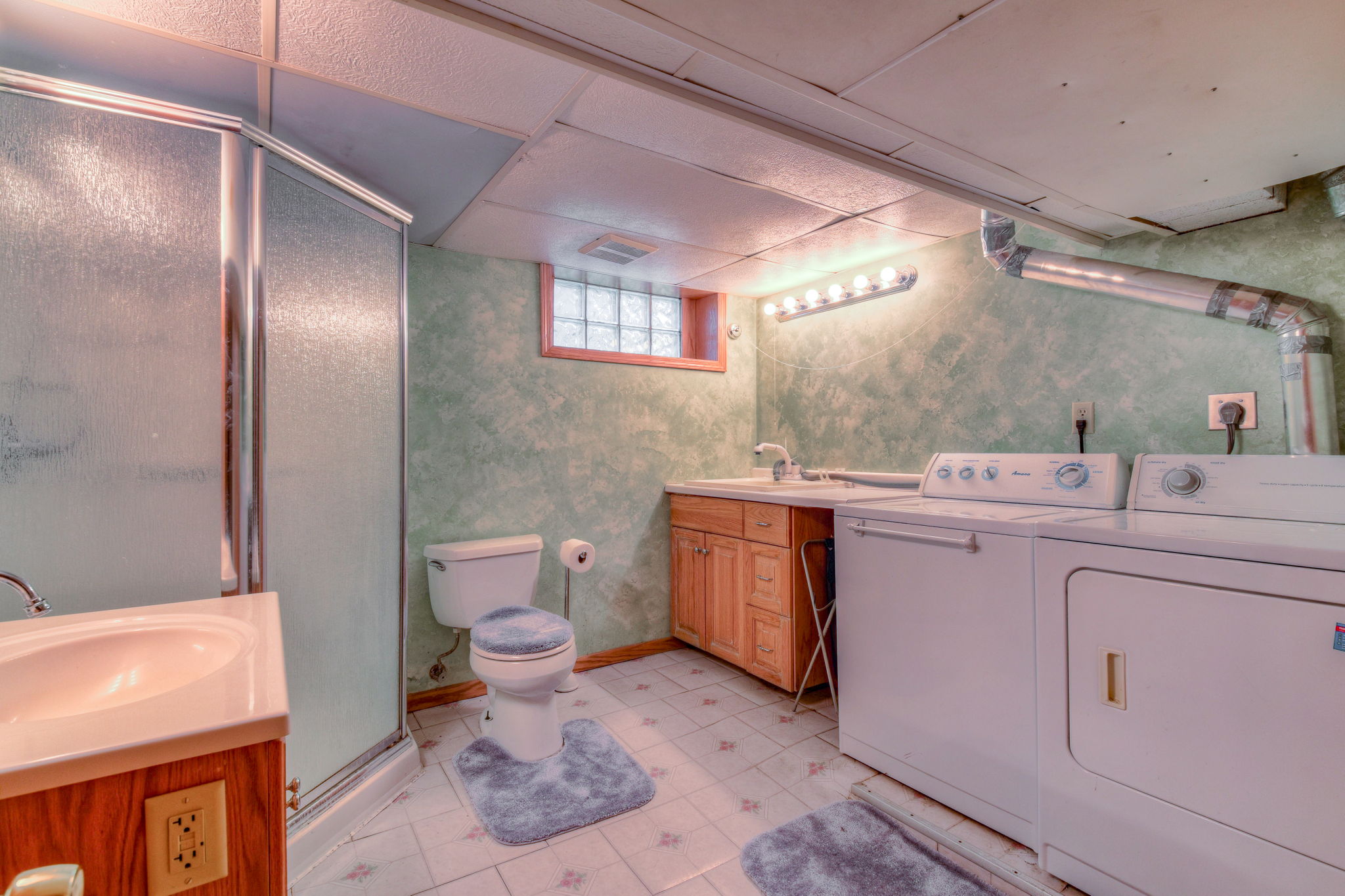  869 Hall Ave, Saint Paul, MN 55107, US Photo 18