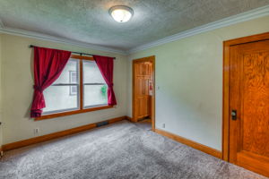  869 Hall Ave, Saint Paul, MN 55107, US Photo 7