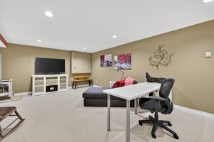  Photo 47