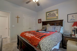  Photo 34