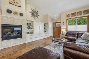 W Barberry Cir-S3004-009.jpg