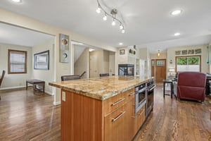 W Barberry Cir-S3004-014.jpg