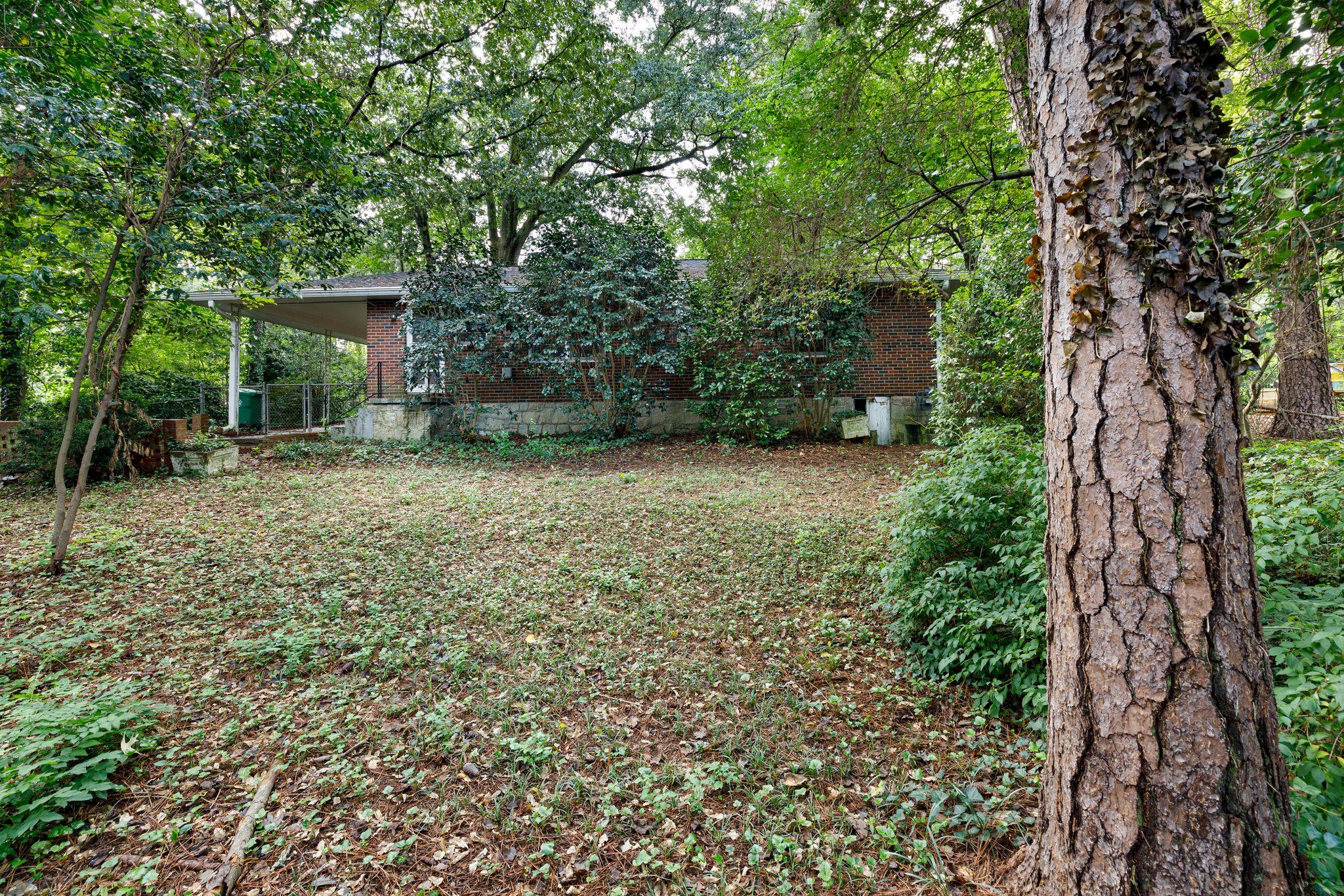 869 Wintergreen Ln, Decatur, GA 30033, USA Photo 23