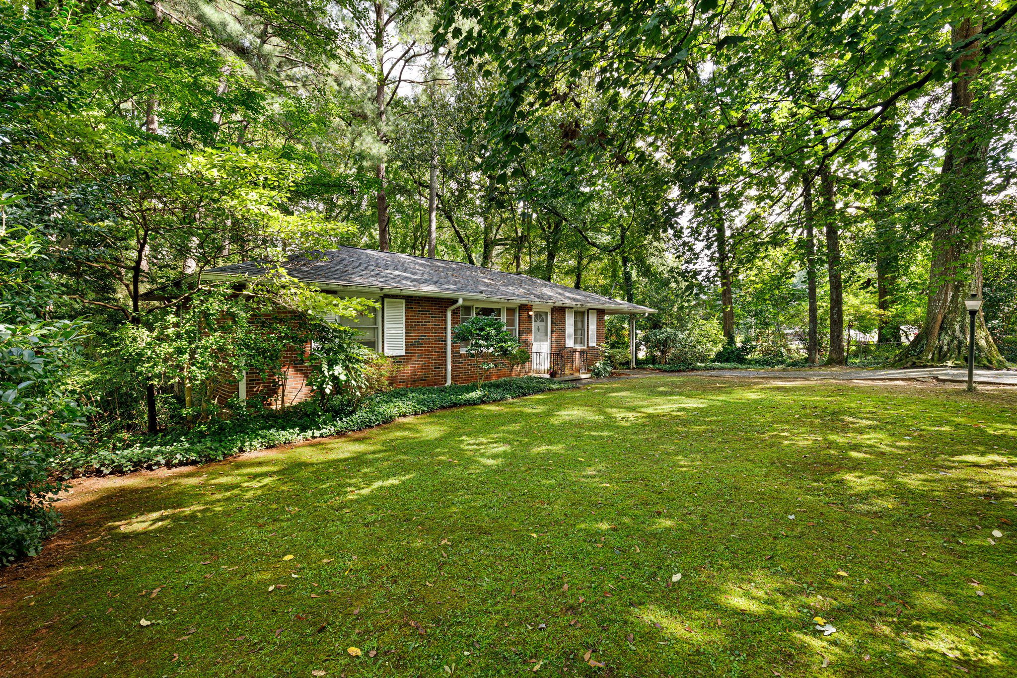 869 Wintergreen Ln, Decatur, GA 30033, USA Photo 3