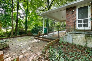 869 Wintergreen Ln, Decatur, GA 30033, USA Photo 4