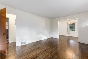 869 Wintergreen Ln, Decatur, GA 30033, USA Photo 8