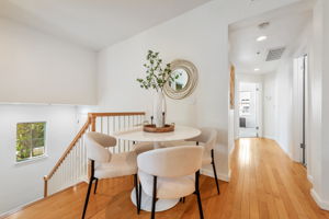 018_87 Bassett St