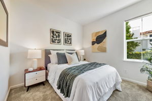 019_87 Bassett St