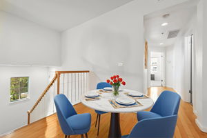 018_87 Bassett St