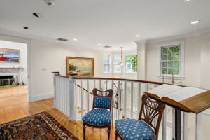 Interior (5 of 27)