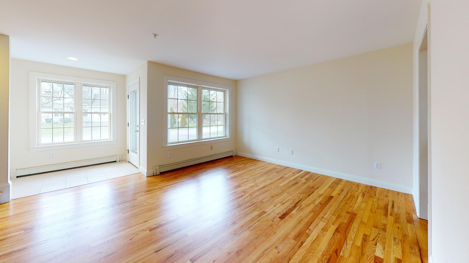  87 Delaware Ct, Portland, ME 04103, US Photo 8