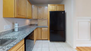  87 Delaware Ct, Portland, ME 04103, US Photo 6