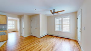  87 Delaware Ct, Portland, ME 04103, US Photo 9
